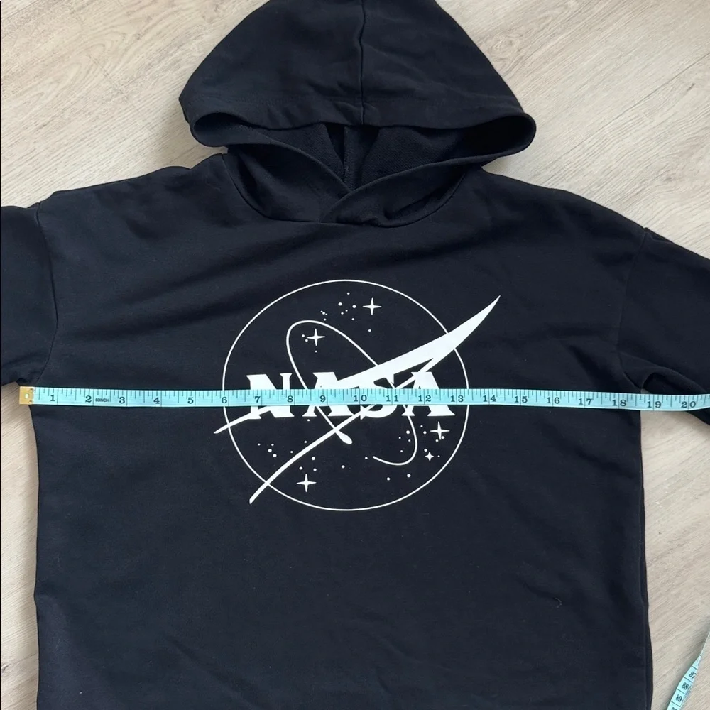 H&M hoodie🆕 - Picture 4 of 7